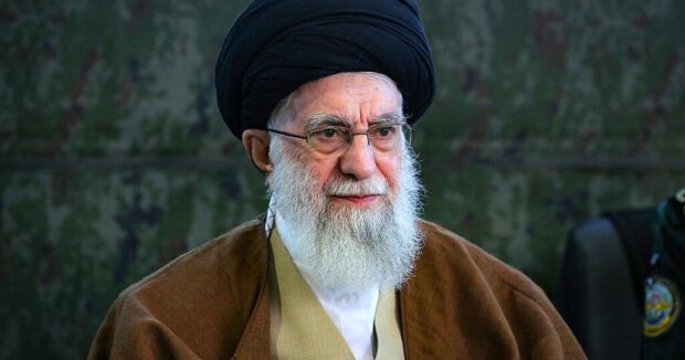 image-1024px-ali_khamenei_-_seyyed_ali_hosseini_khamenei_-_2023-11-19_-_4-e1728740138954