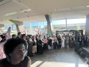 image-media-model4-fbsg7y89alpe0muvh6n1