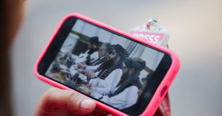 image-taliban_smartfon