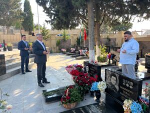 image-hesenli-elcin-1